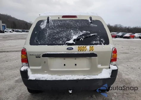 2003 Ford Escape Xlt из США, поврежденный, VIN 1FMYU93153KB43501